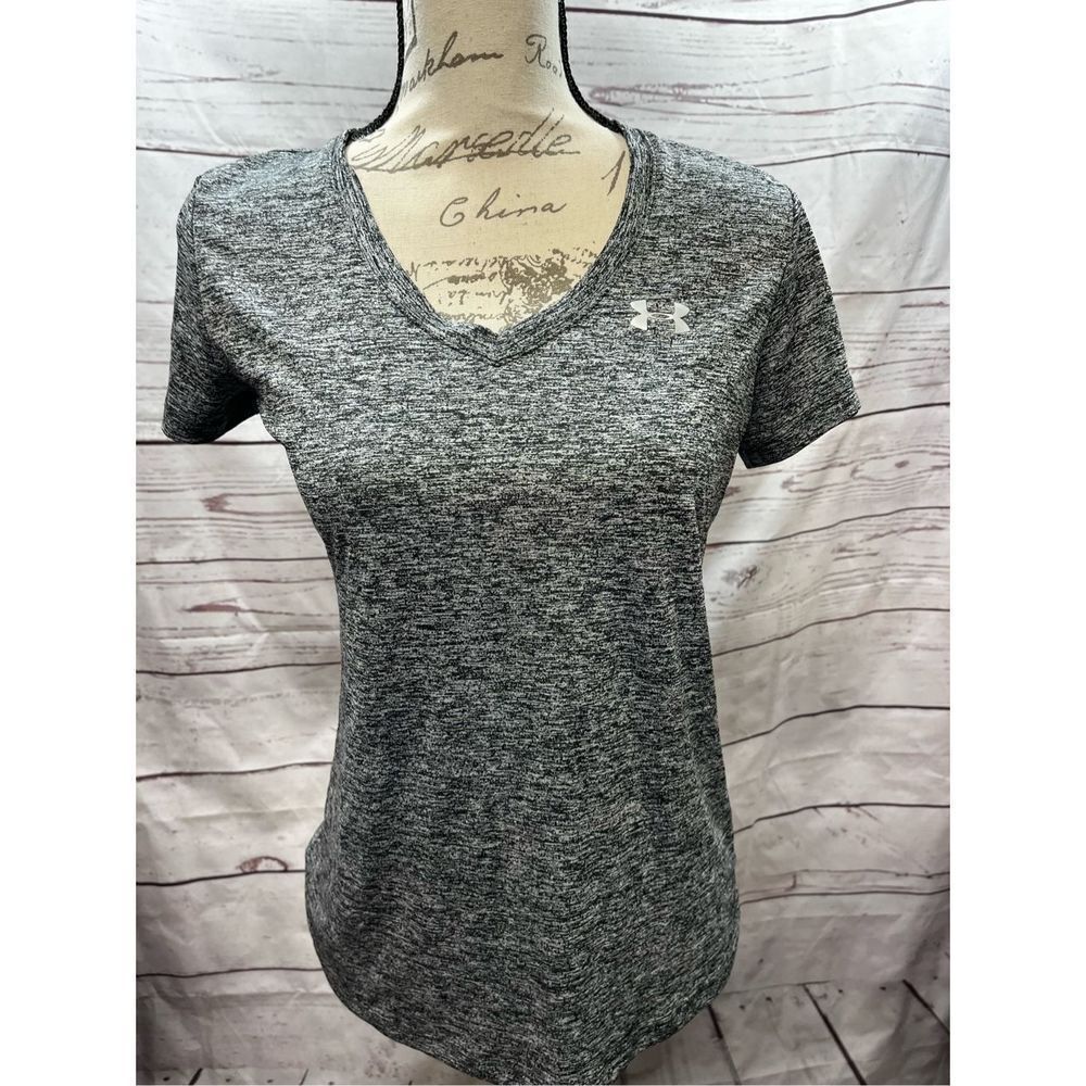 Under Armour Heatgear Short Sleeve V Neck T Shirt Women's Size Small Gray‎